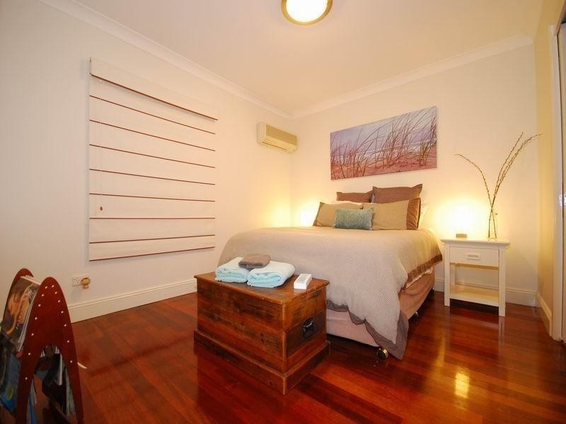 6 Arran Avenue, Hamilton QLD 4007