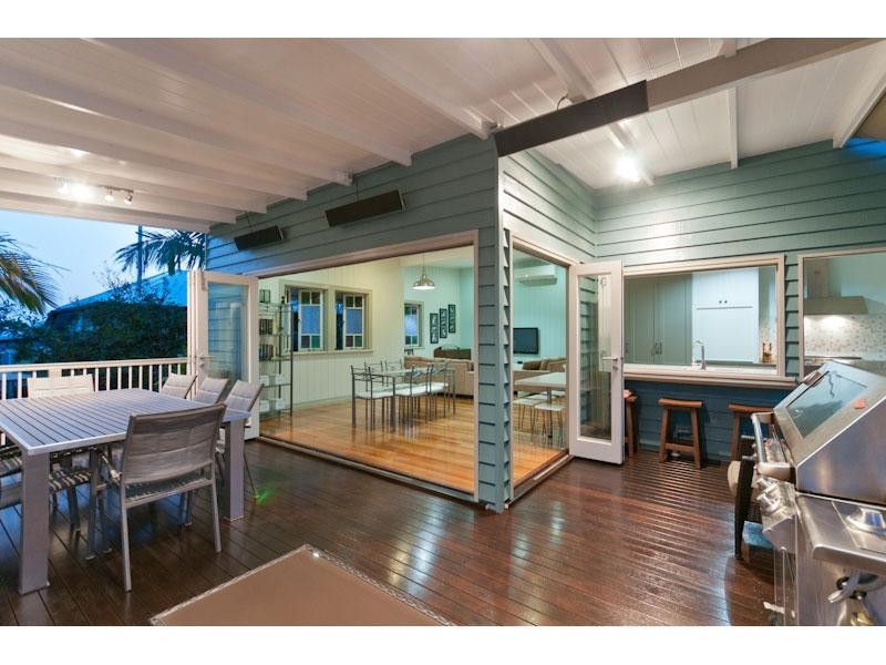 65 Winchester Street, Hamilton QLD 4007