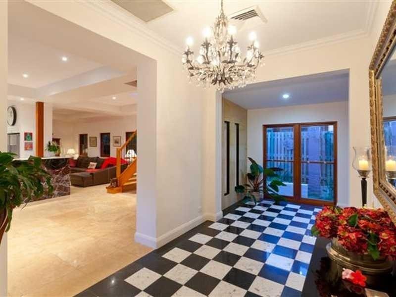 7 London Road, Clayfield QLD 4011