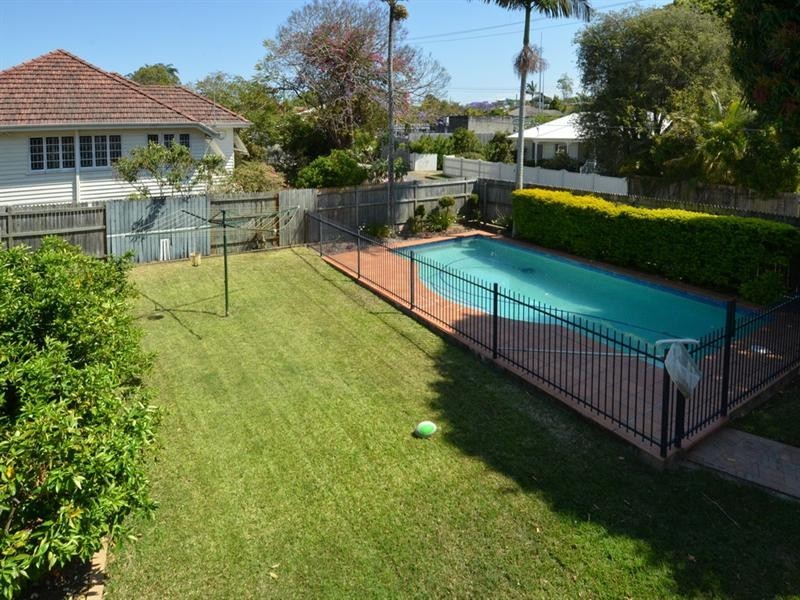 15 Coronella Street, Hendra QLD 4011