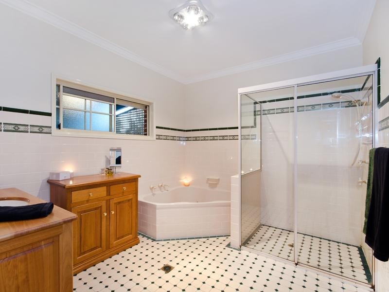 45 Emma Street, Wooloowin QLD 4030