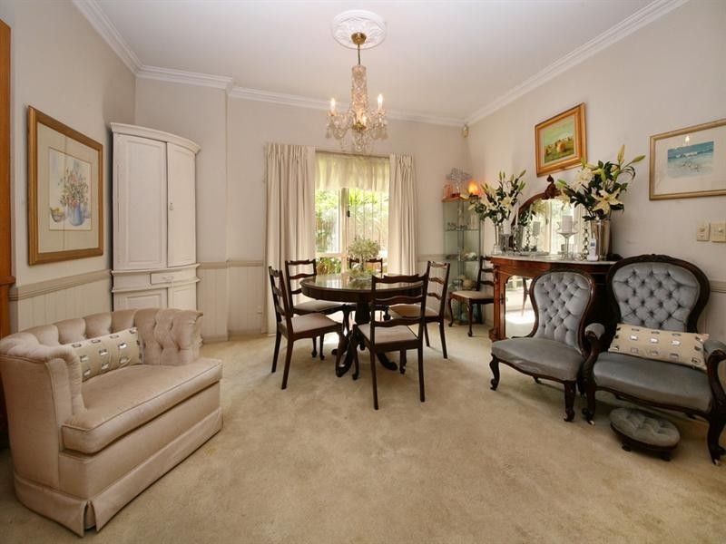 24 Emma Street, Wooloowin QLD 4030