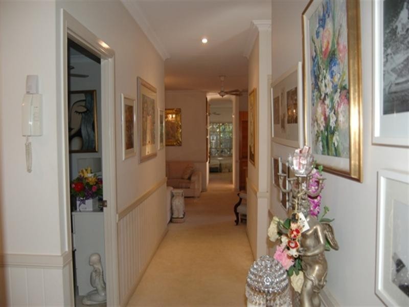 24 Emma Street, Wooloowin QLD 4030