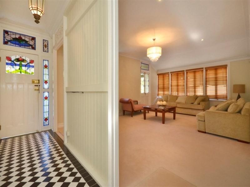 109 Oriel Road, Clayfield QLD 4011