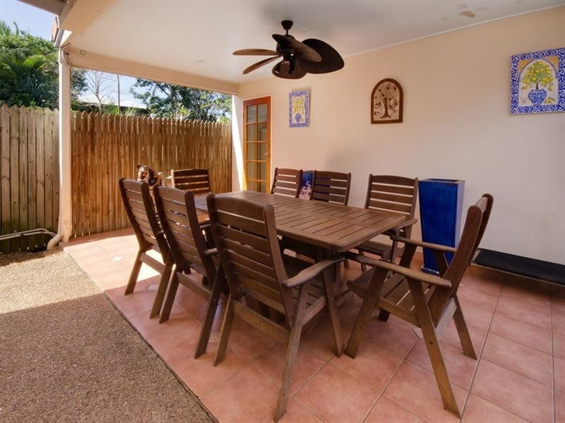 53 College Street, Hamilton QLD 4007