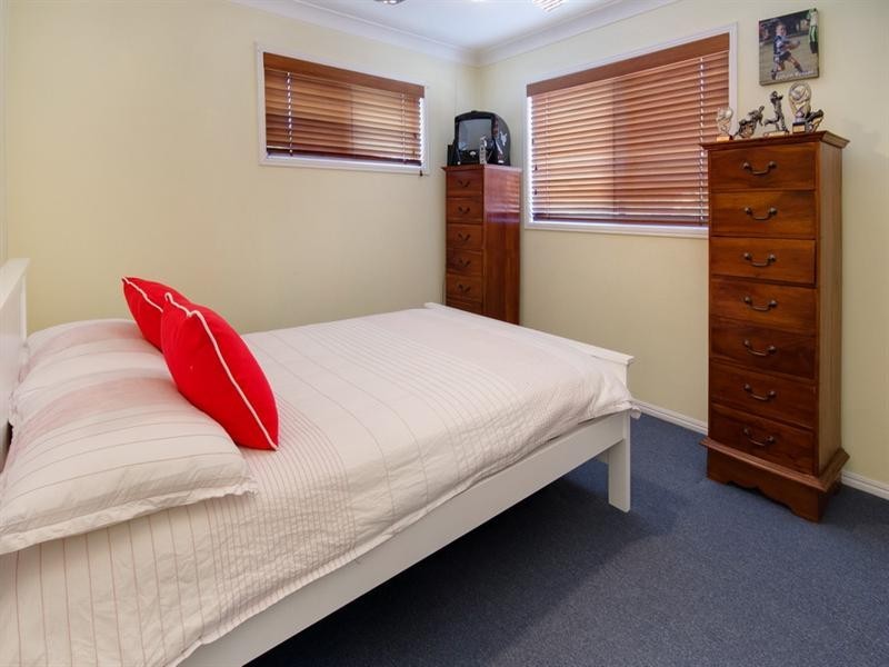 53 College Street, Hamilton QLD 4007