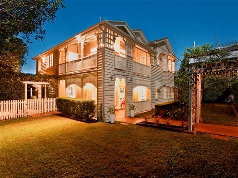 27 Dublin Street, Clayfield QLD 4011