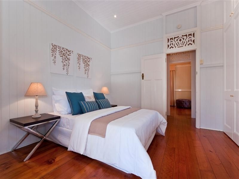 27 Dublin Street, Clayfield QLD 4011