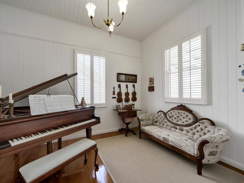 22 Allen Street, Hamilton QLD 4007