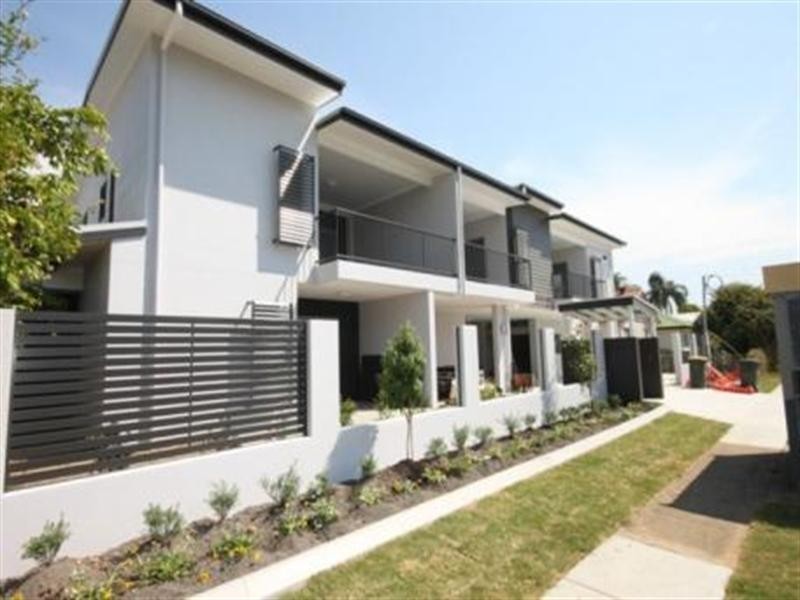 2/14 Battersby Street, Zillmere QLD 4034