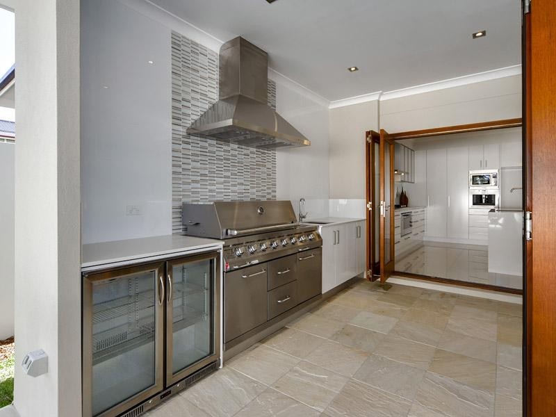 25 Burilda Street, Hendra QLD 4011