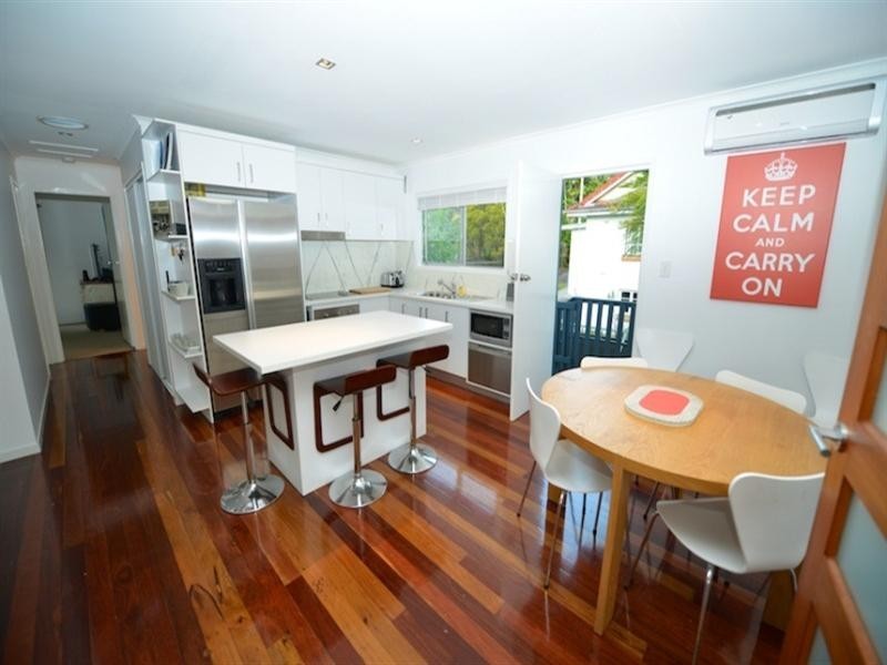 88 White Street, Graceville QLD 4075