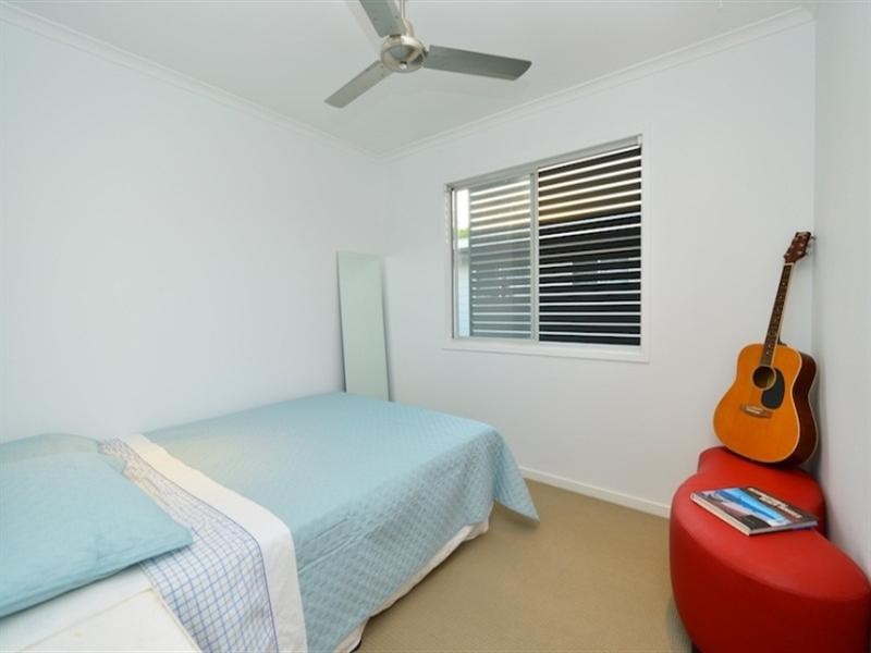 88 White Street, Graceville QLD 4075