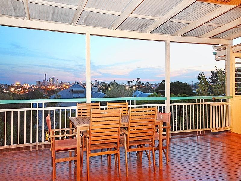 28 Merehaye Street, Wooloowin QLD 4030