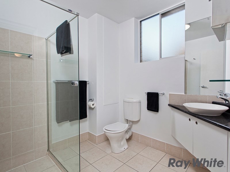 4/16 Mullens Street, Hamilton QLD 4007