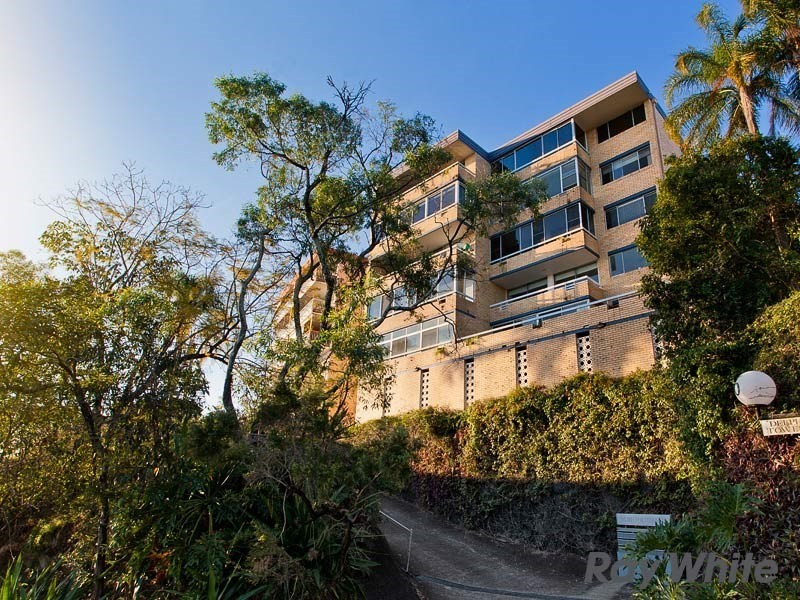 4/16 Mullens Street, Hamilton QLD 4007