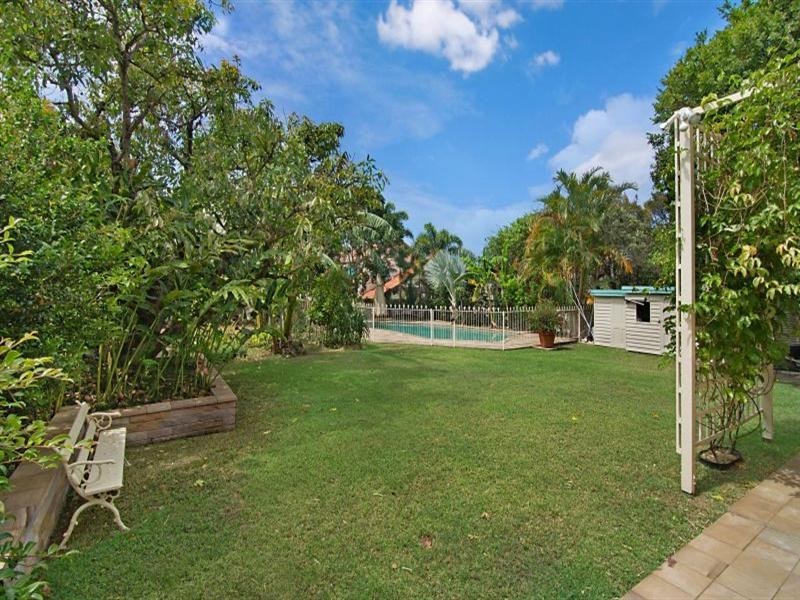 82 Enderley Road, Clayfield QLD 4011