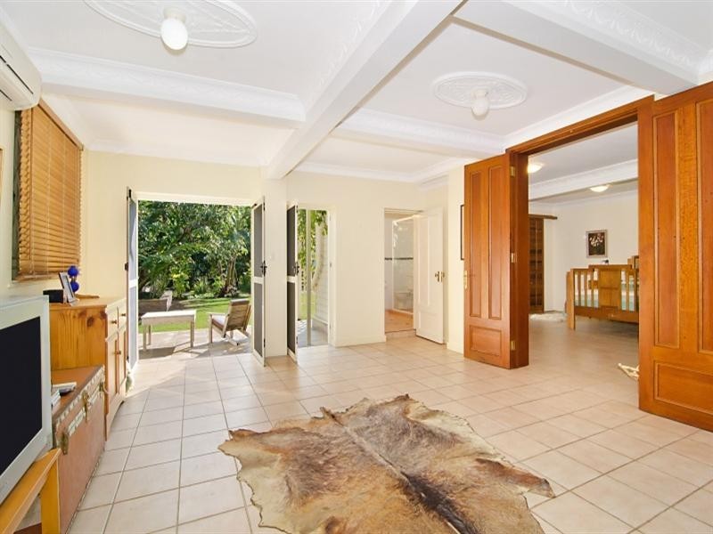 82 Enderley Road, Clayfield QLD 4011