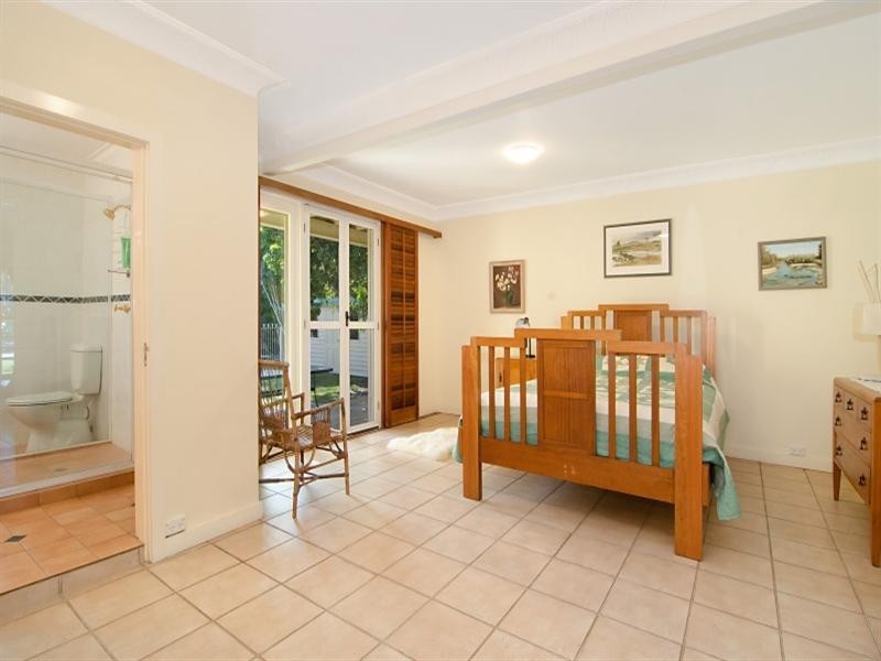 82 Enderley Road, Clayfield QLD 4011
