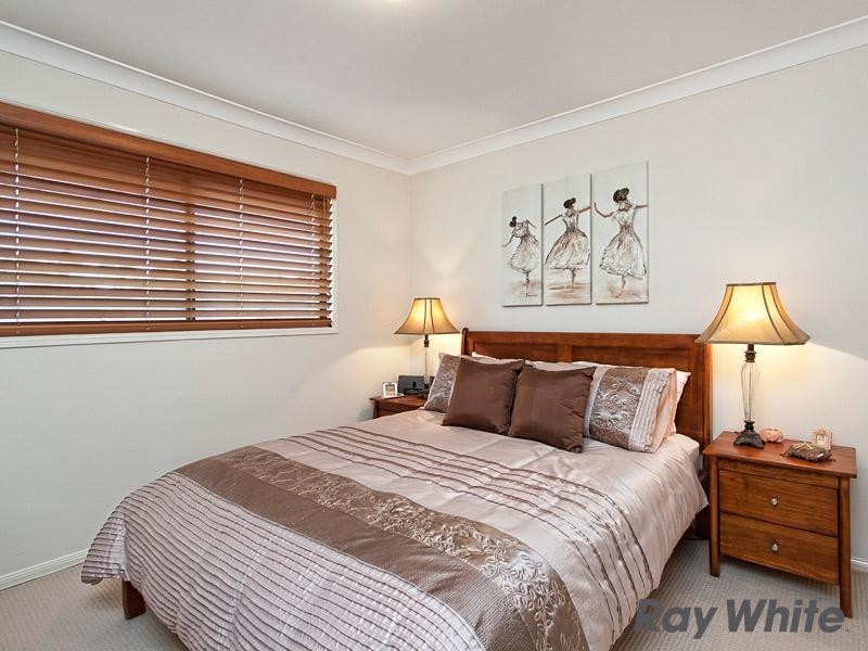 71 Voyager Circuit, Bridgeman Downs QLD 4035
