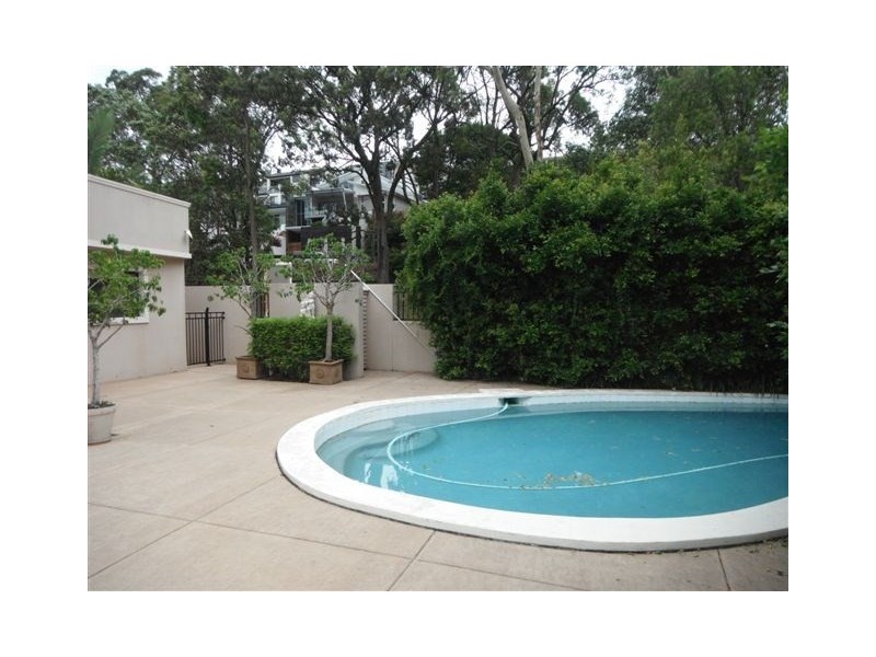 34 Mikado Street, Hamilton QLD 4007