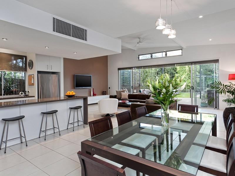 27 Gilbert Road, Windsor QLD 4030