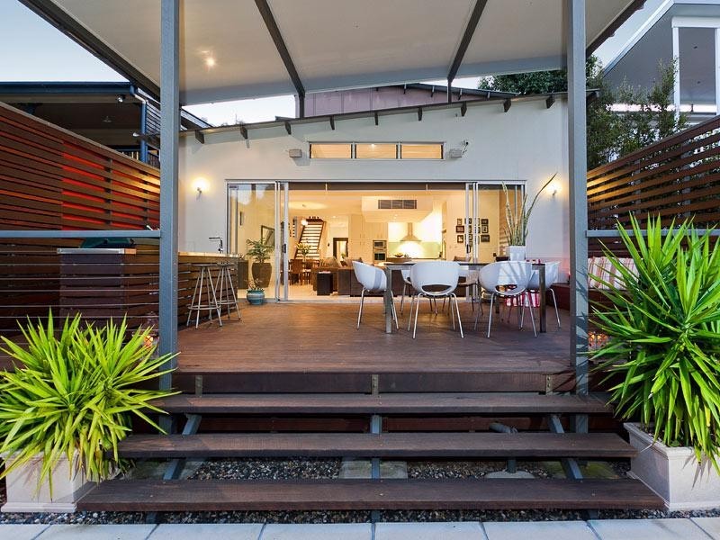 27 Gilbert Road, Windsor QLD 4030