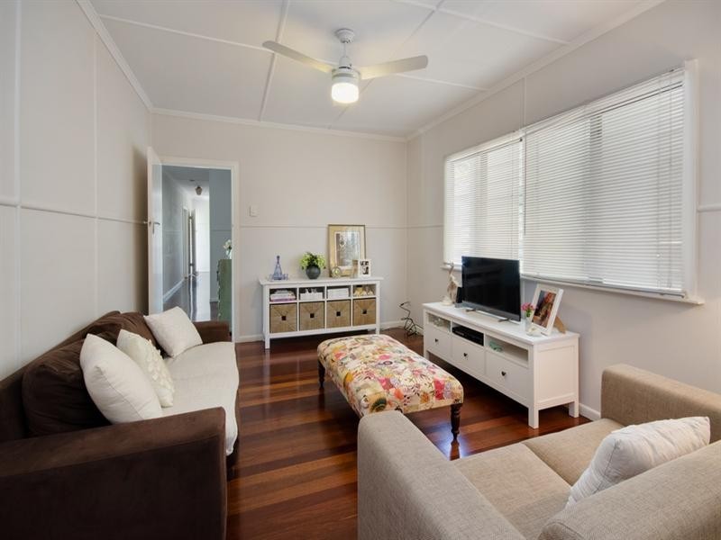 75 Alma Road, Clayfield QLD 4011