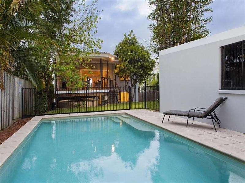 103 Khartoum Street, Gordon Park QLD 4031