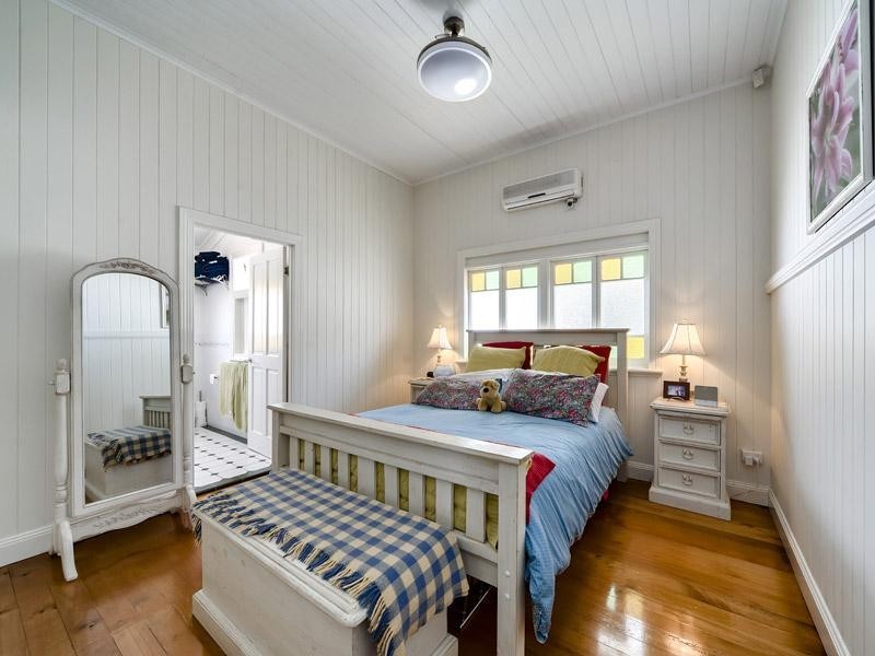 57 Woodville Street, Hendra QLD 4011