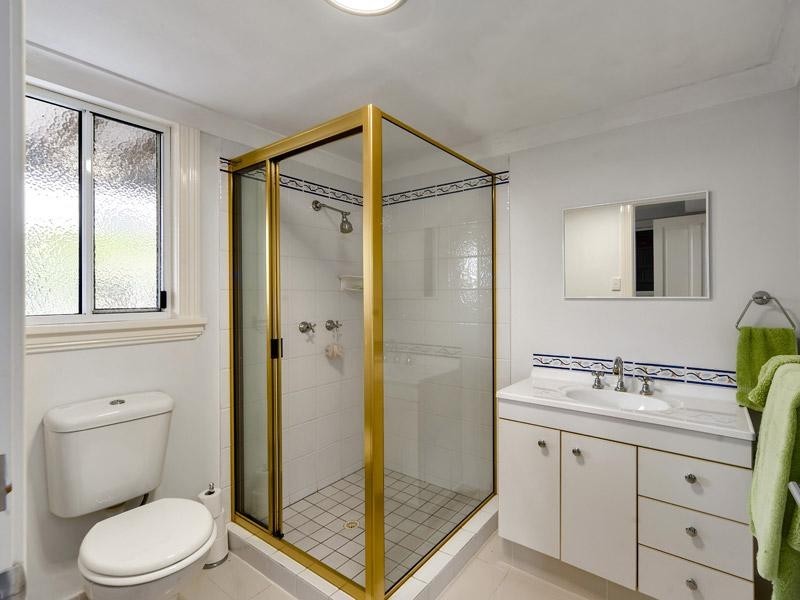 57 Woodville Street, Hendra QLD 4011