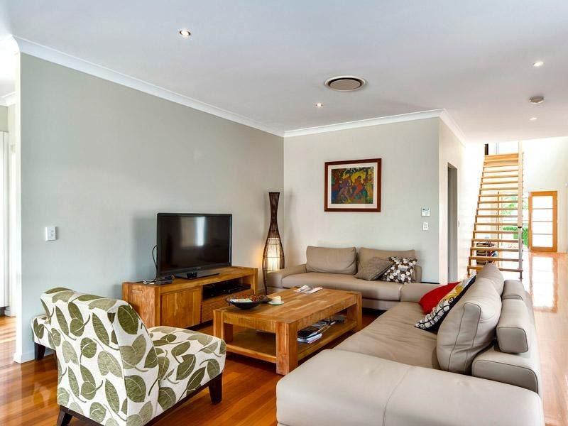 10 School Street, Hendra QLD 4011