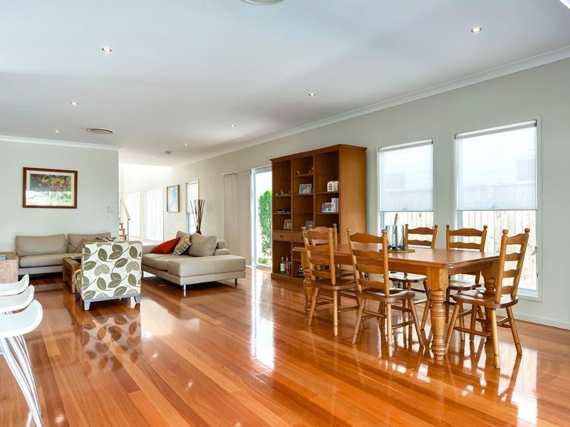 10 School Street, Hendra QLD 4011