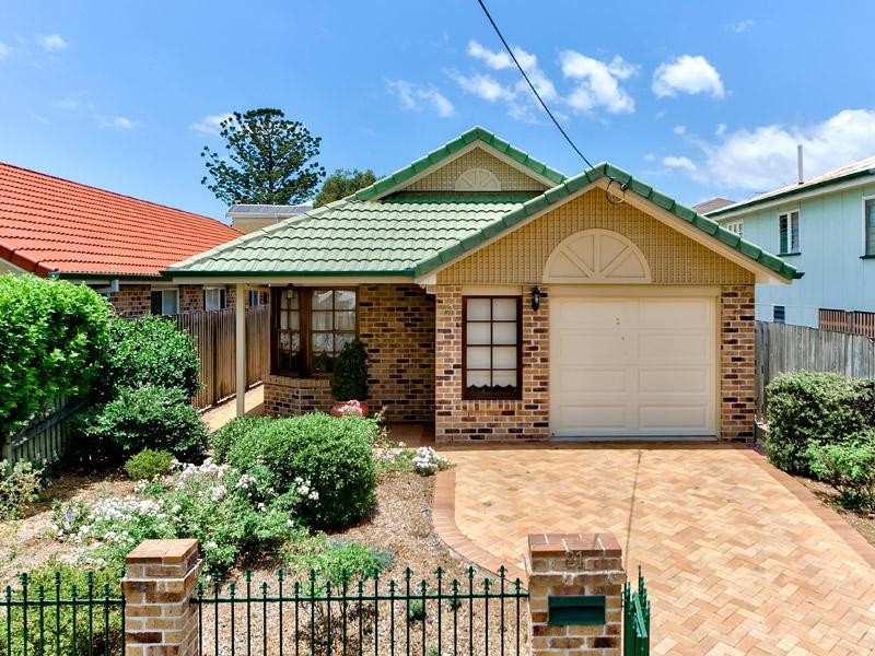 21 Pring Street, Hendra QLD 4011