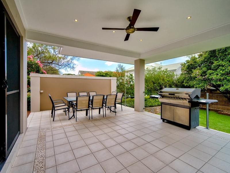 29 Ford Street, Clayfield QLD 4011