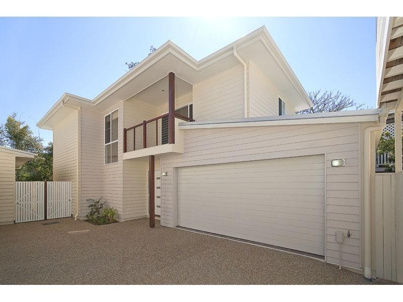 68A Winchester Street, Hamilton QLD 4007