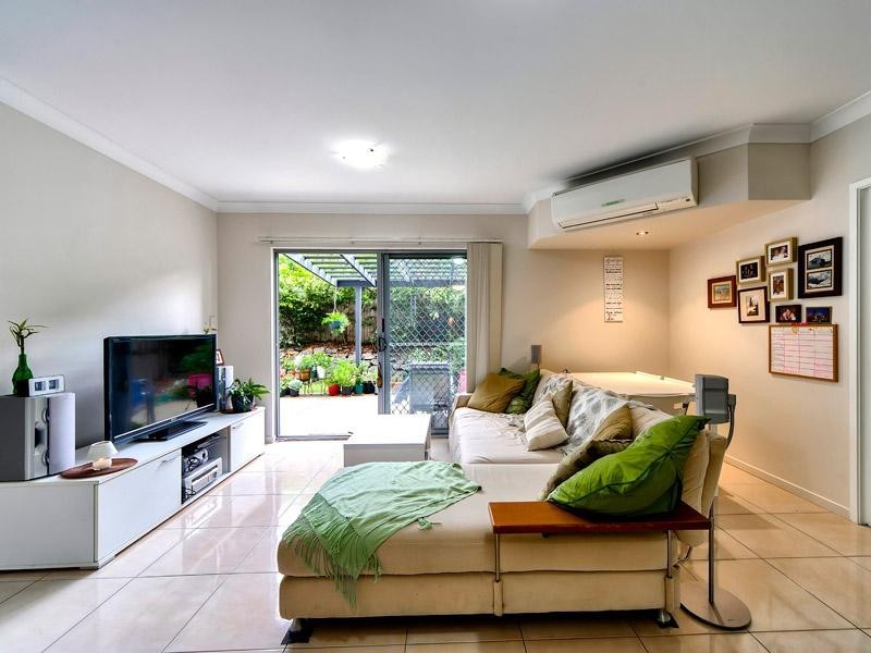 1/31 Rode Road, Wavell Heights QLD 4012