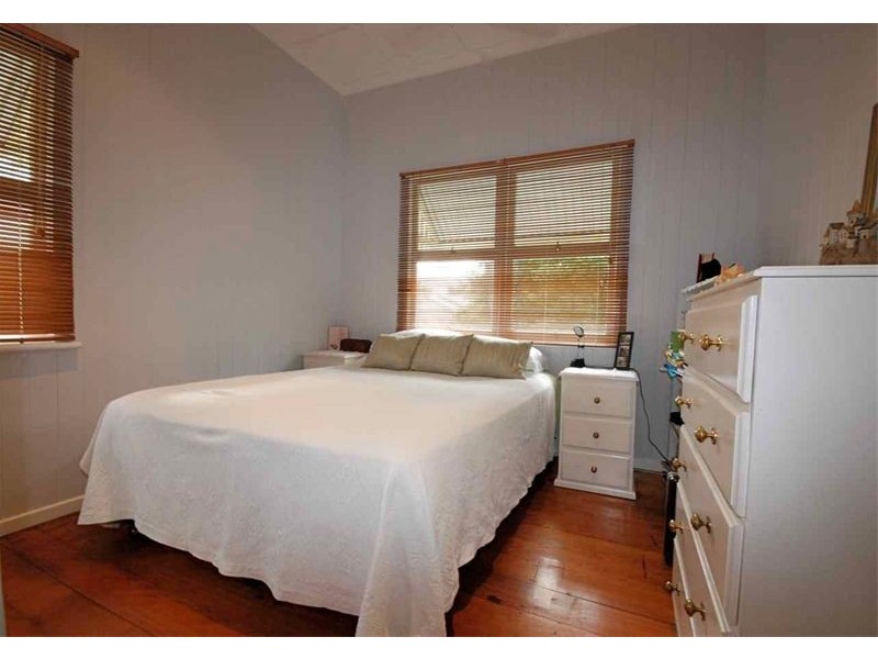 143 Kent Road, Wooloowin QLD 4030