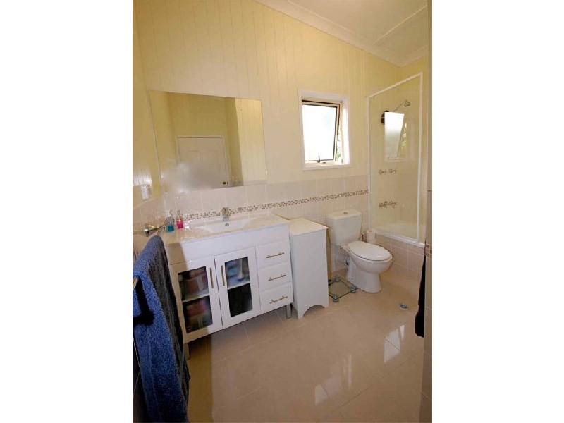 143 Kent Road, Wooloowin QLD 4030