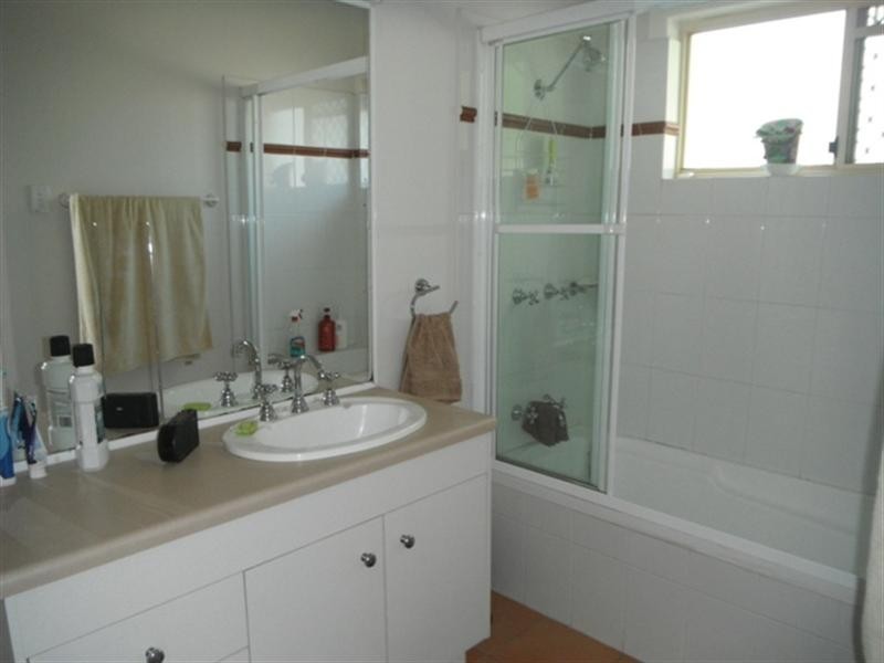 61 Mein Street, Hendra QLD 4011