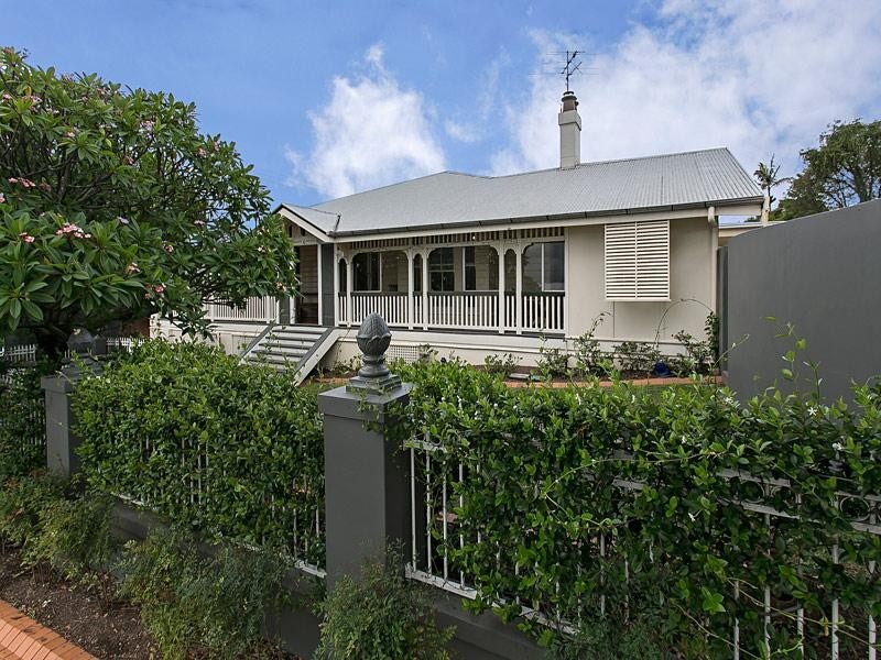 69 Wellington Street, Clayfield QLD 4011