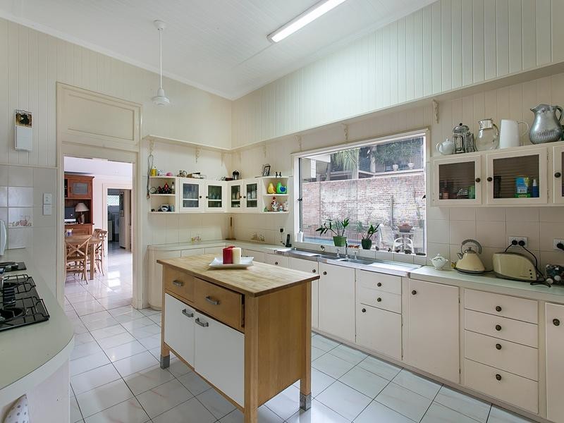 69 Wellington Street, Clayfield QLD 4011