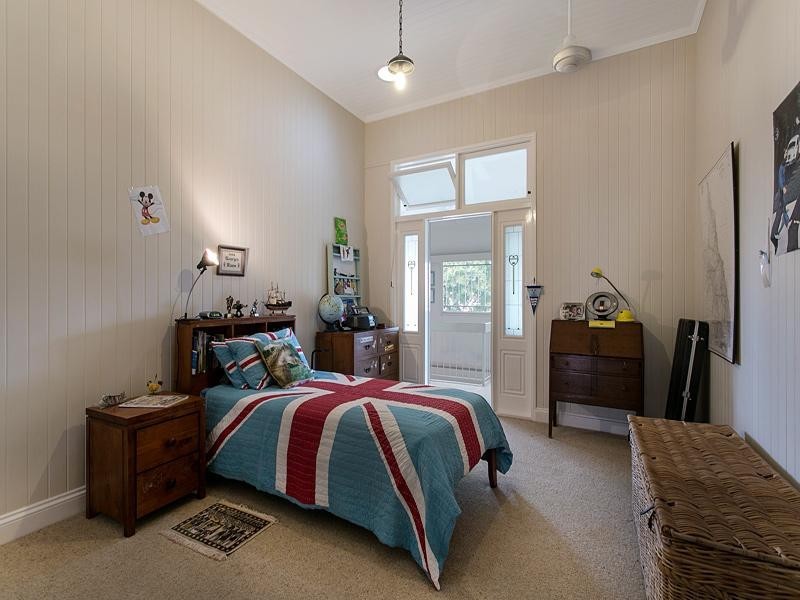 69 Wellington Street, Clayfield QLD 4011