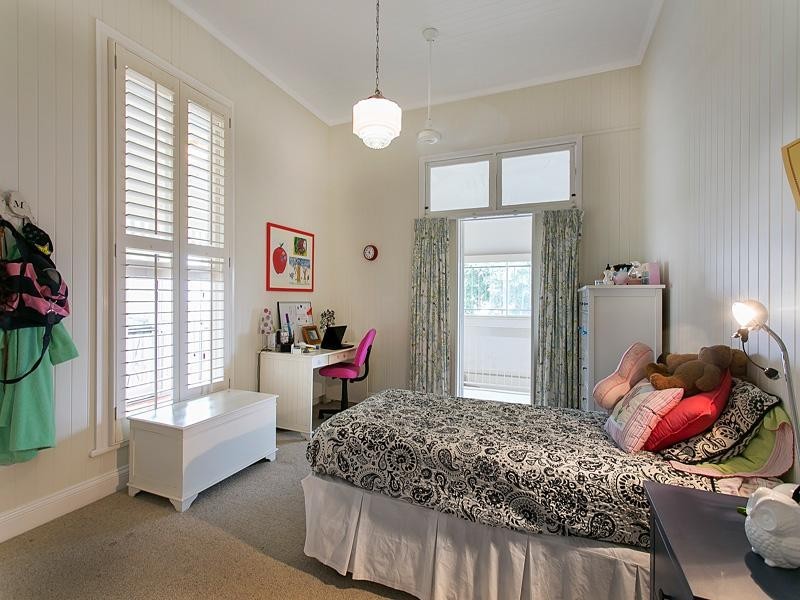 69 Wellington Street, Clayfield QLD 4011