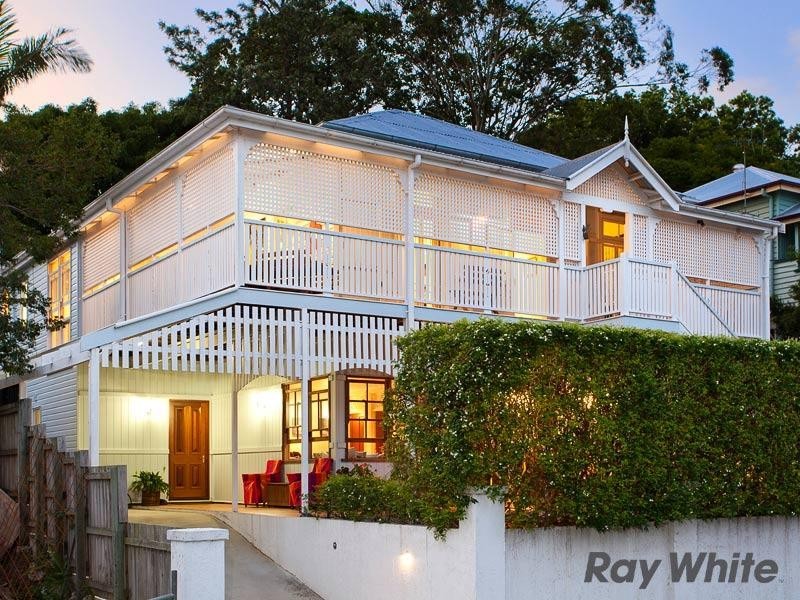 44 Gracemere Street, Newmarket QLD 4051