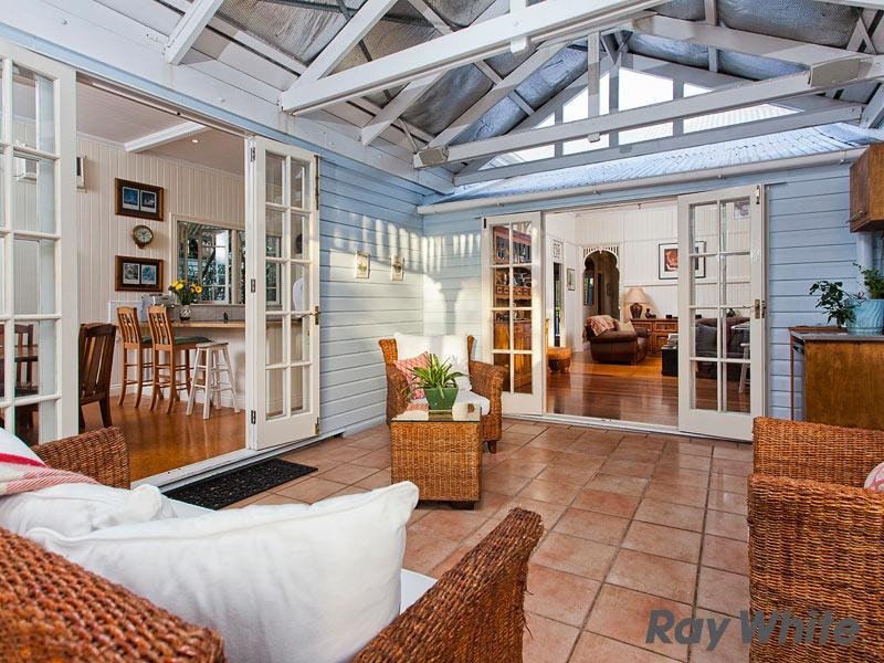 44 Gracemere Street, Newmarket QLD 4051