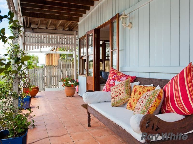 44 Gracemere Street, Newmarket QLD 4051