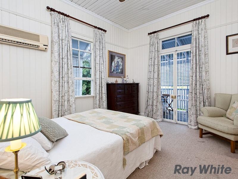 44 Gracemere Street, Newmarket QLD 4051