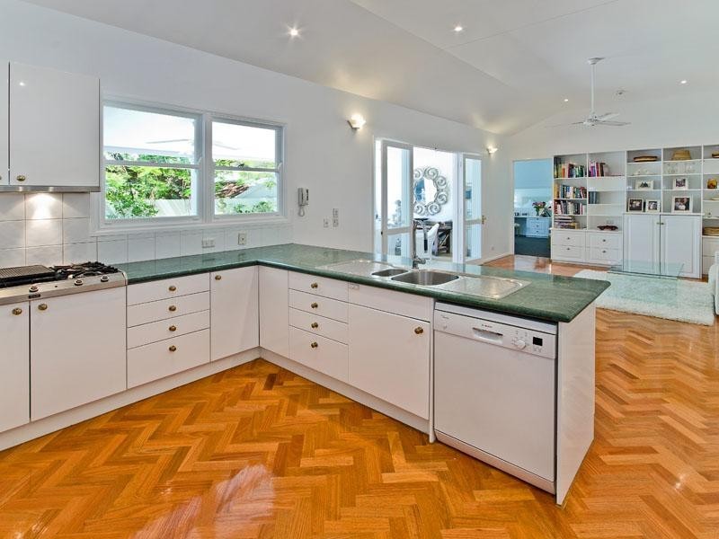 9 Dennison Street, Ascot QLD 4007