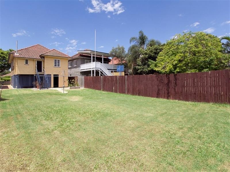 7 Conquest Street, Hendra QLD 4011